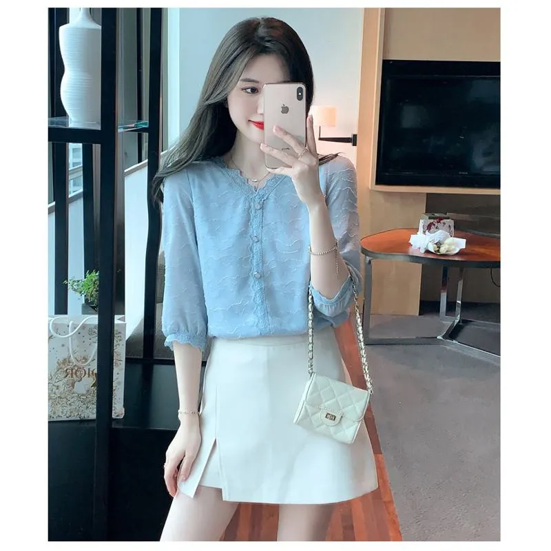 Lace Anti-Aging Lace V-Neck Chiffon Blouse