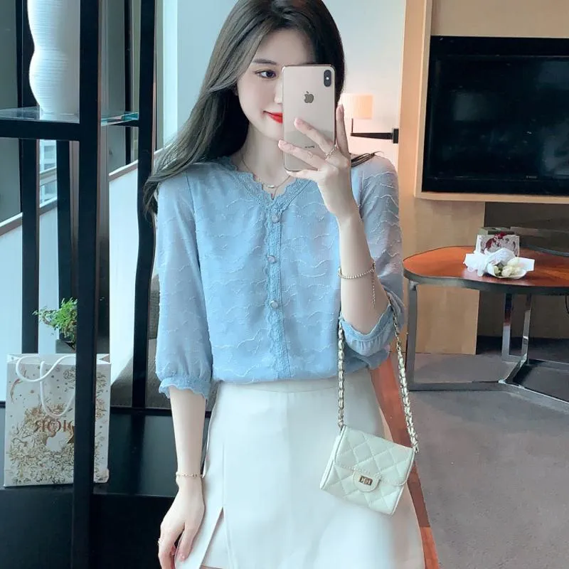 Lace Anti-Aging Lace V-Neck Chiffon Blouse