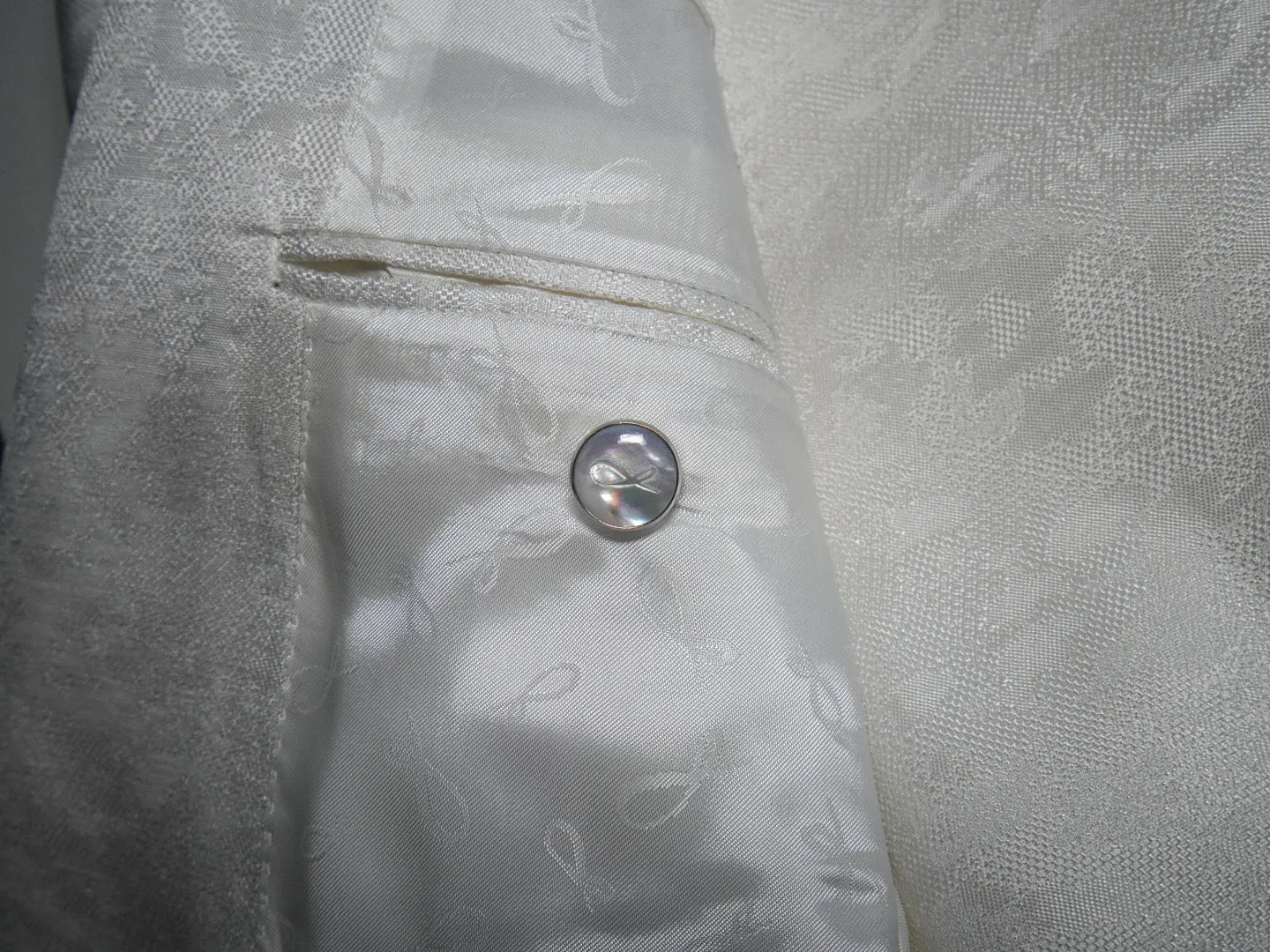 Mother Of Pearl With Silver Tone Buttons For Sports Jacket