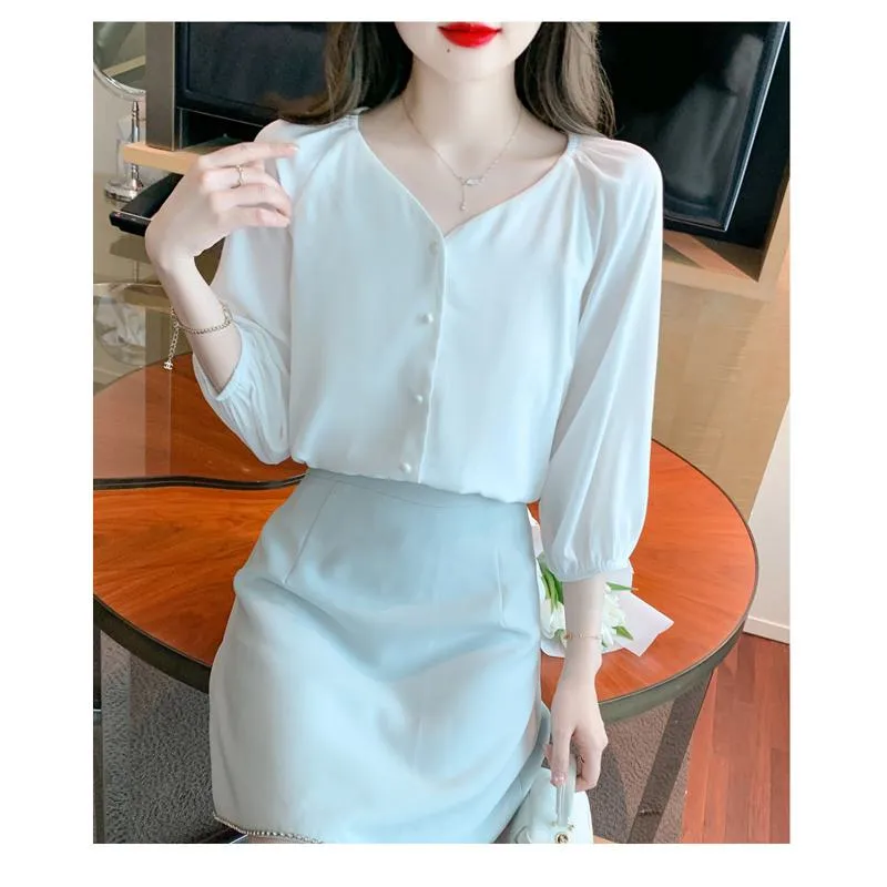 Slimming Simplicity V-Neck Gentle Chiffon Blouse