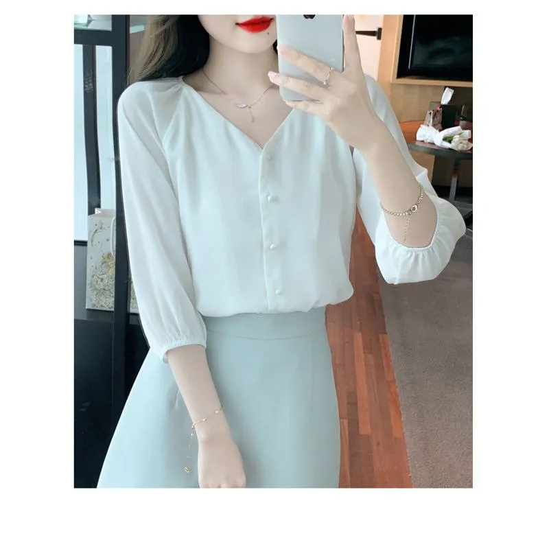 Slimming Simplicity V-Neck Gentle Chiffon Blouse