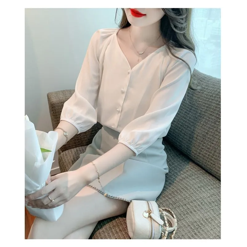 Slimming Simplicity V-Neck Gentle Chiffon Blouse