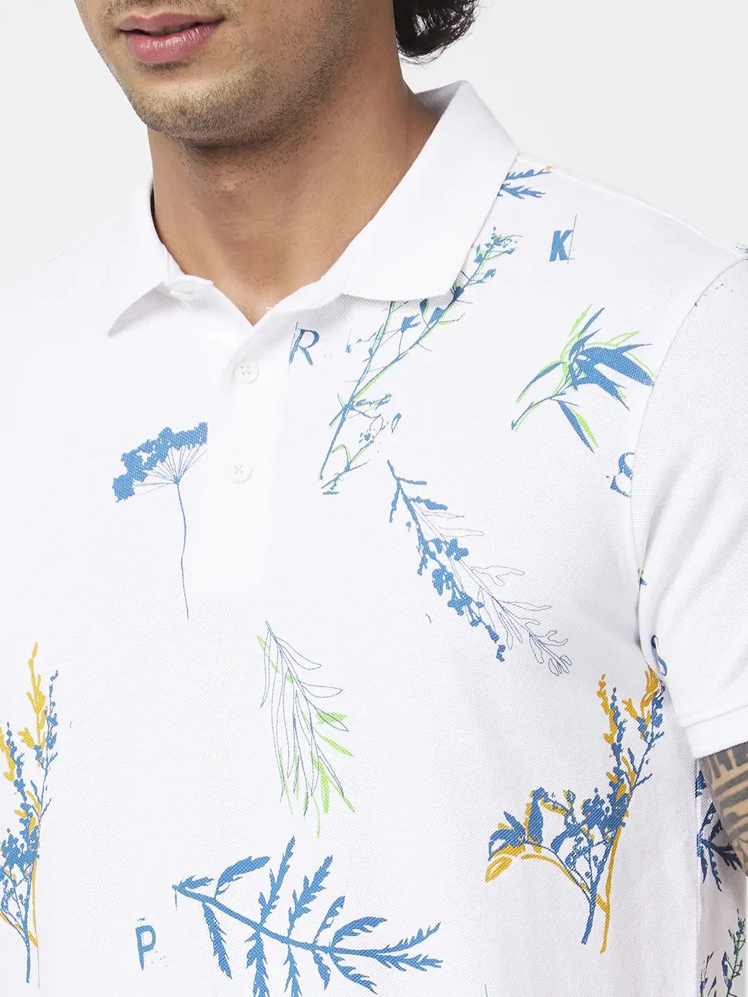 Spykar Men White Cotton Slim Fit Half Sleeve Polo Neck Floral Print Tshirt