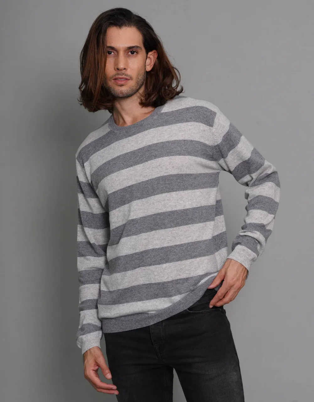 Stripey Men's Round Neck Pullover in Derby