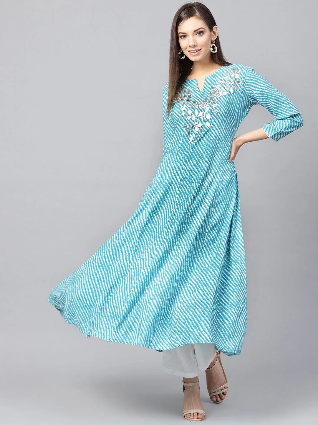 Women Blue & White Printed Kurta